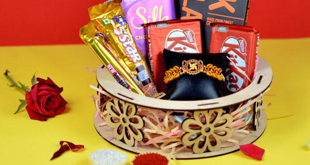 Rakhi with Chocolates