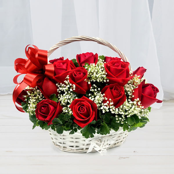 Lovely Rose Basket  – Midnight Delivery