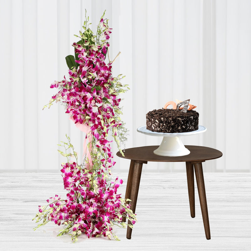 Exclusive Orchid N Cake Hamper