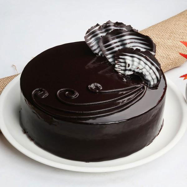 Classic Chocolate Cake