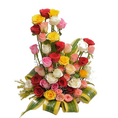 Vibrant Mixed Roses Basket  – Midnight Delivery
