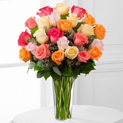 24 Multicoloured Roses Vase – Midnight Delivery