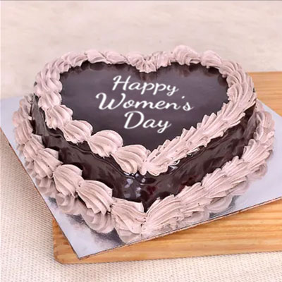 Fresh Heart Chocolate Women’s Day Cake