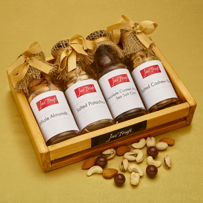 Dry fruits with Chocolate Coated Almonds Hamper