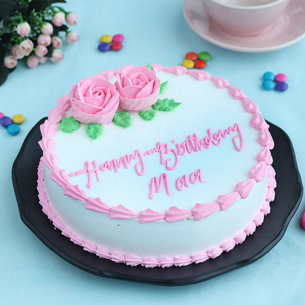 Eggless Birthday Strawberry Cake for Maa