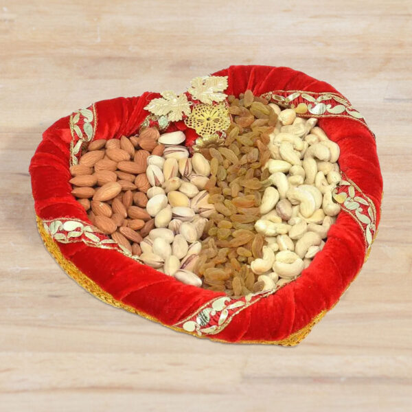 Mixed Dry Fruits Heart Tray