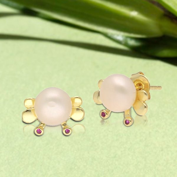 Delight Pearl Earrings