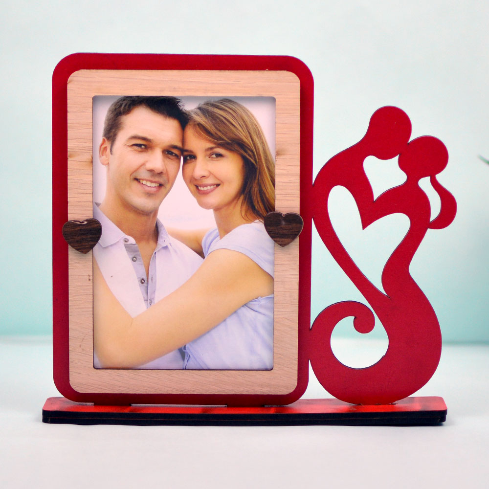 Beautiful Red Couple Photoframe