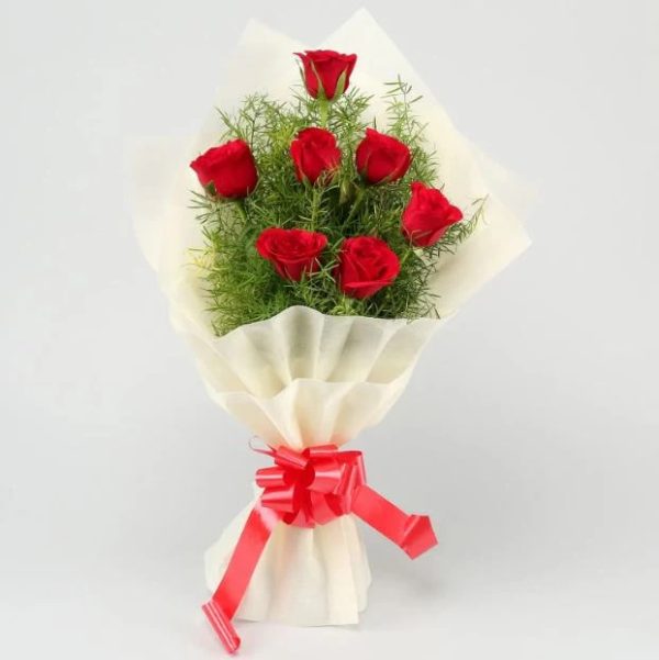 8 Red Roses Bouquet