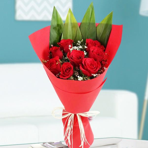 Classy 8 Red Roses Bouquet