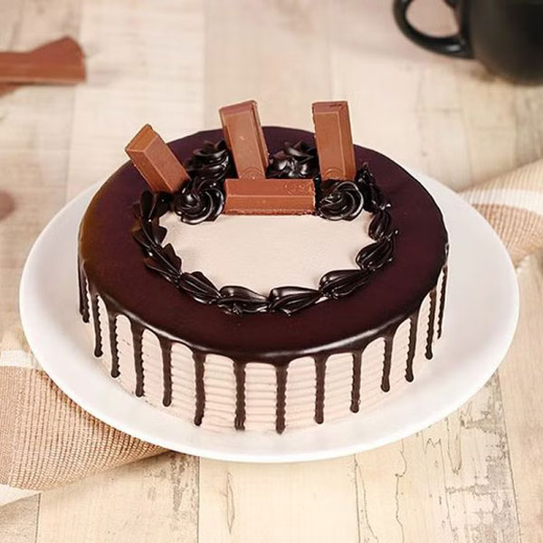 Chocolate Kitkat Cake